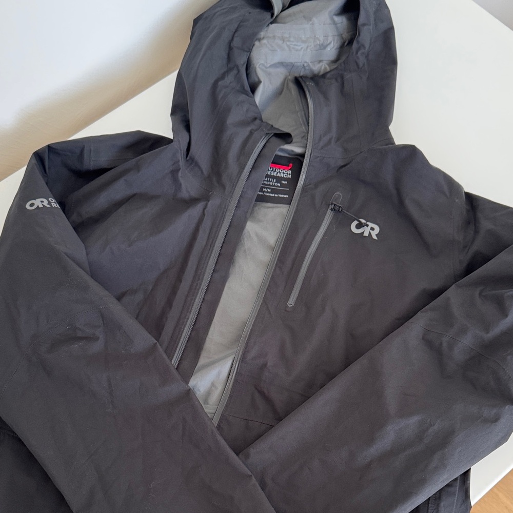 Outdoor Research Women’s Rain Jacket, Black, M